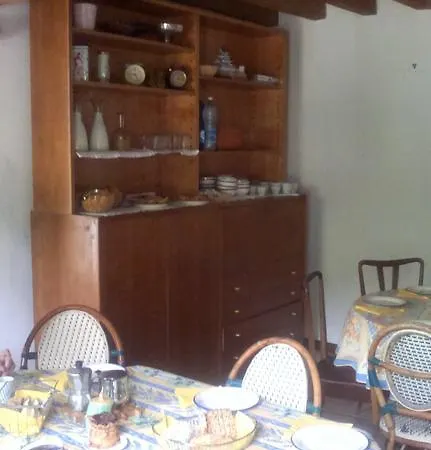 Casa Dell' Abbondanza Vigoleno